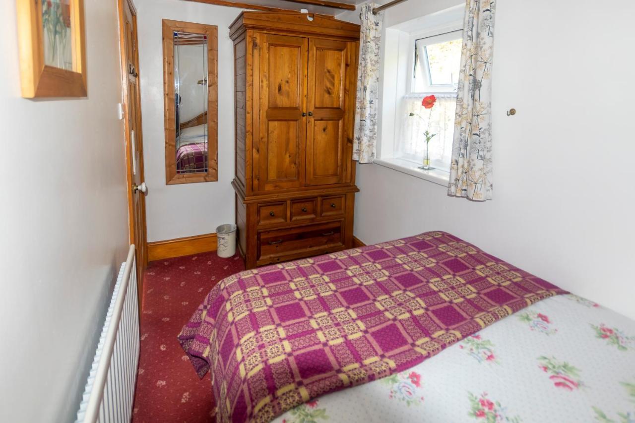 Rosebud Cottage Romantic Cottage For A Couple Fishguard Εξωτερικό φωτογραφία